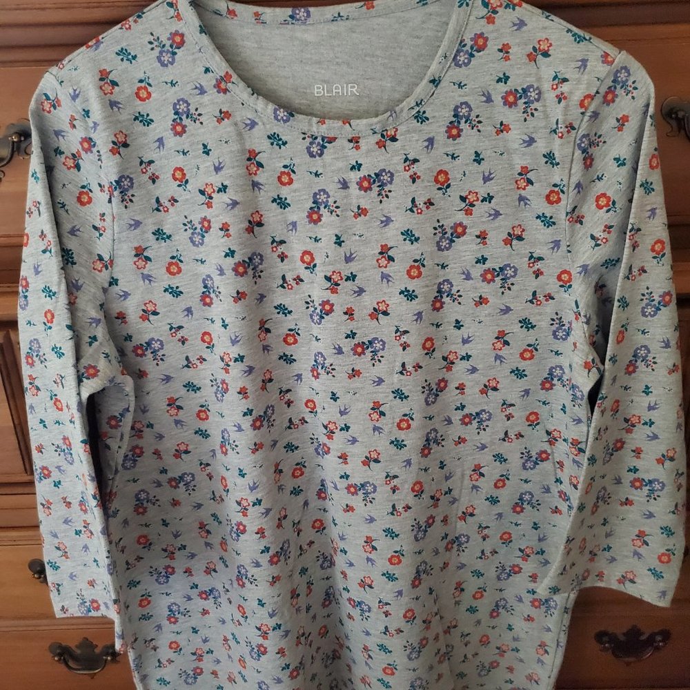BLAIR THREE-QUARTER LENGTH SLEEVE KNIT TOP-NWOT